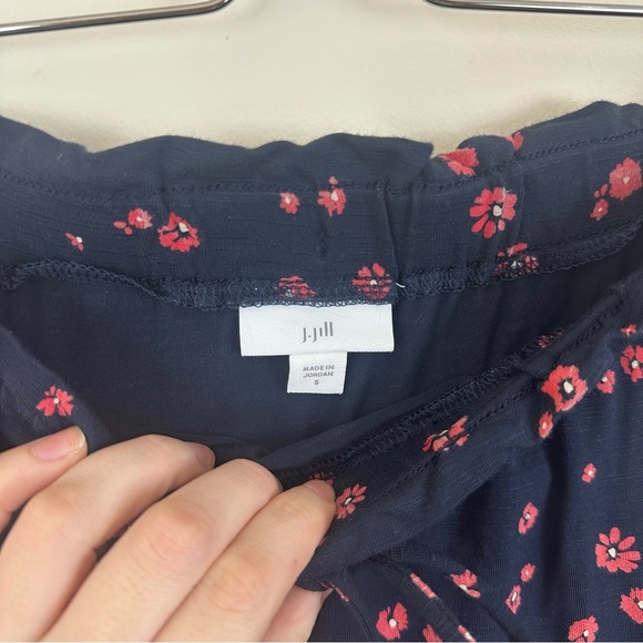 J. Jill | Navy and Red Floral Tie Waist Jersey Knee Length Skirt Size Small - Picture 4 of 6